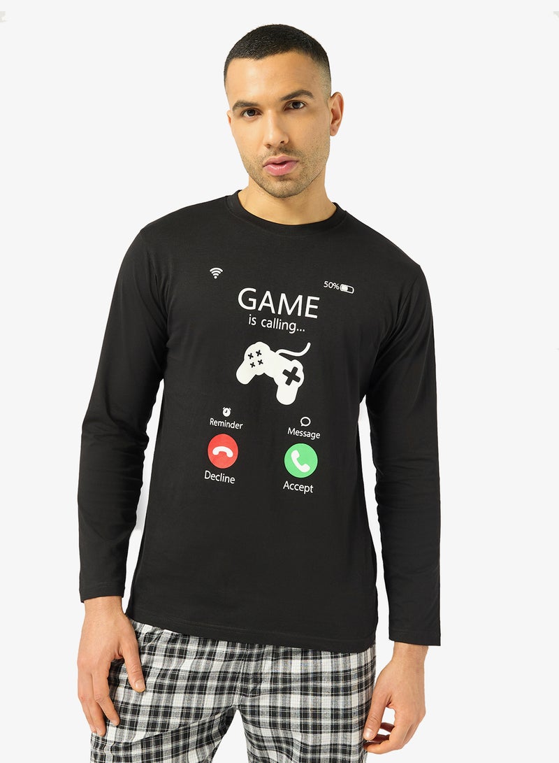 Seventy Five Printed Long Sleeve T-Shirt And Checked Pyjamas Set - Image 3